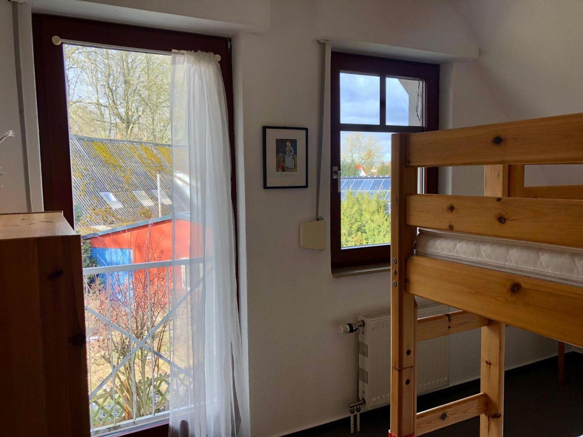 Ferienwohnung Nils Holgerson mit Balkon zwischen Strand, Wald&Wiese im Südosten der Insel Rügen! Gustow  Exterior foto