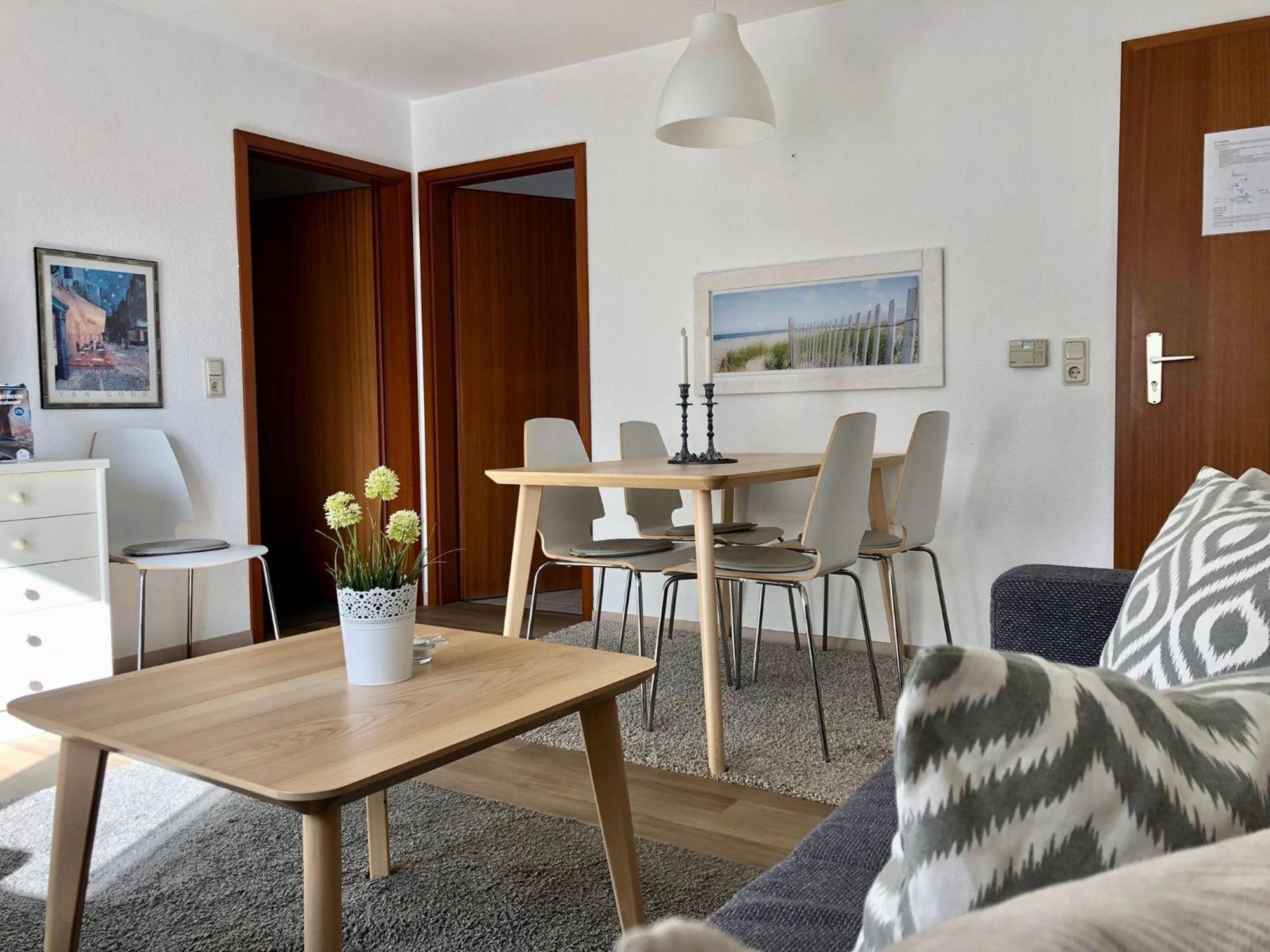 Ferienwohnung Nils Holgerson mit Balkon zwischen Strand, Wald&Wiese im Südosten der Insel Rügen! Gustow  Exterior foto
