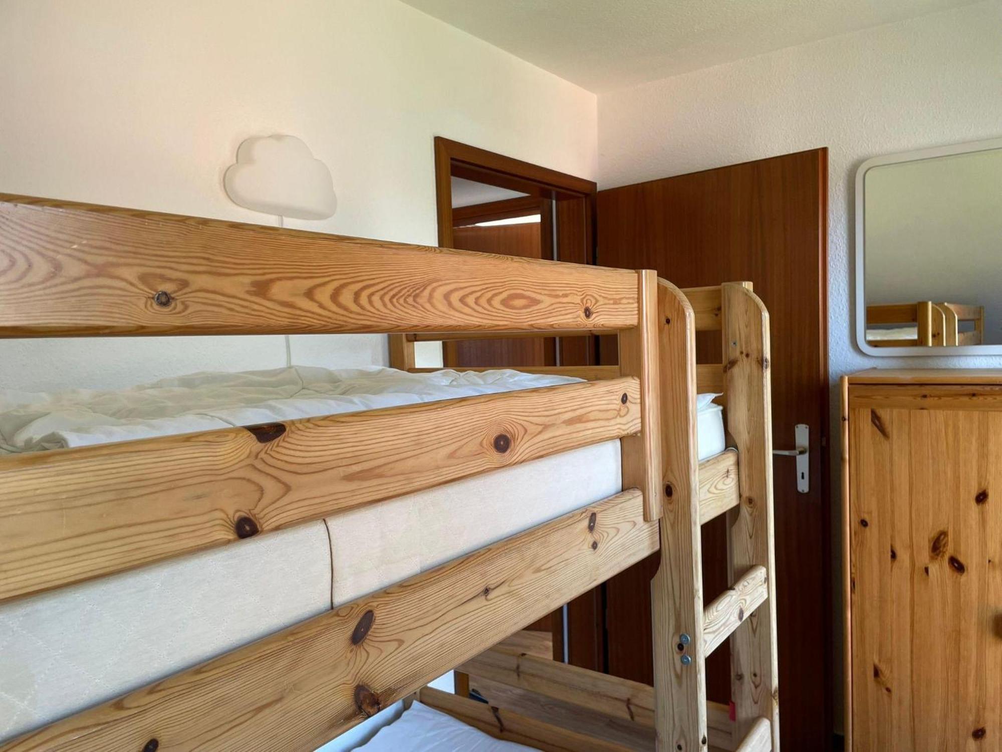 Ferienwohnung Nils Holgerson mit Balkon zwischen Strand, Wald&Wiese im Südosten der Insel Rügen! Gustow  Exterior foto