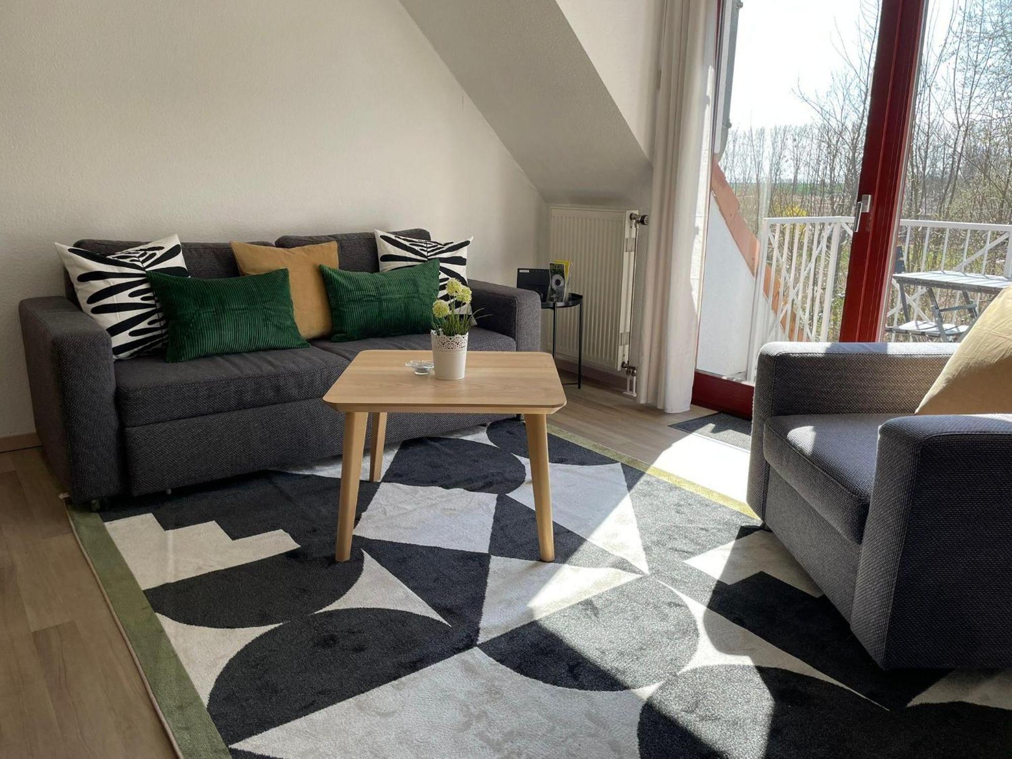 Ferienwohnung Nils Holgerson mit Balkon zwischen Strand, Wald&Wiese im Südosten der Insel Rügen! Gustow  Exterior foto