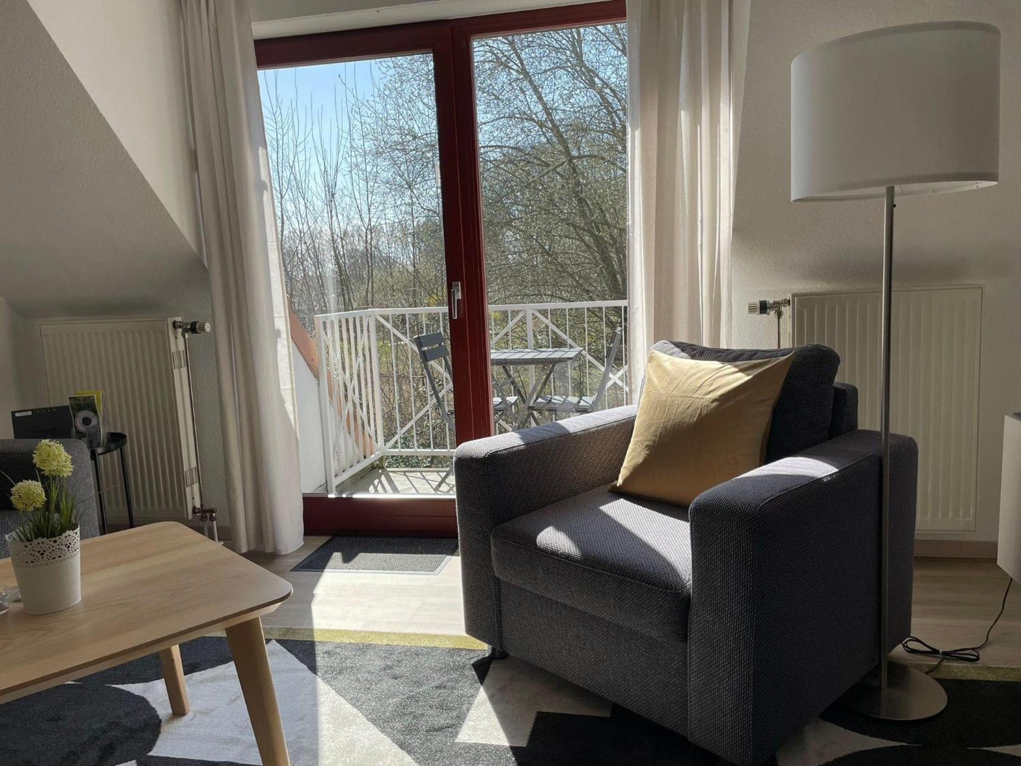 Ferienwohnung Nils Holgerson mit Balkon zwischen Strand, Wald&Wiese im Südosten der Insel Rügen! Gustow  Exterior foto